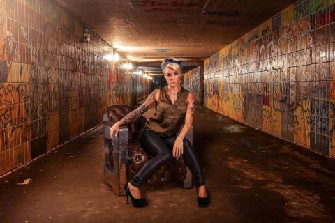 2016-01-08 21-22-44 - Alex 1-13 -1920px